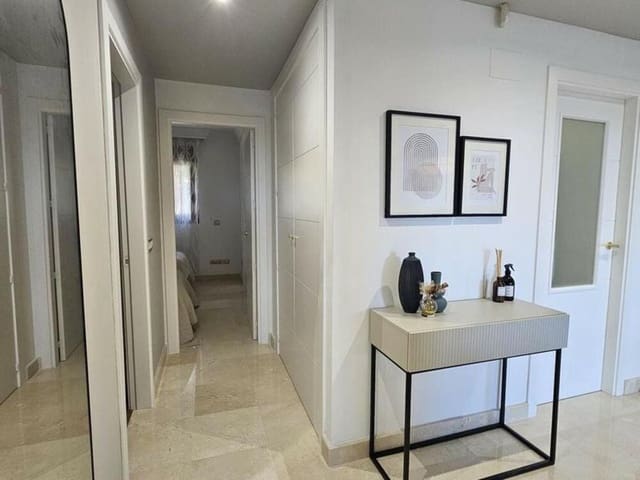 2 sypialnia Apartament do wynajęcia w El Paraíso, Benahavís z basenem garażem - 2 500 € (Ref: 9685887)