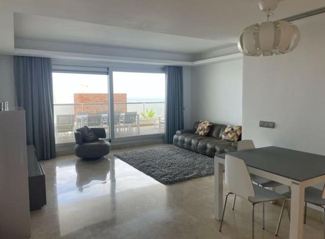 Apartamento de 2 habitaciones en Los Arqueros, Benahavís en alquiler con piscina garaje - 2.700 € (Ref: 9685888)