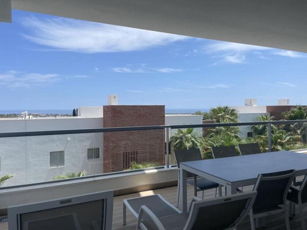 Apartamento de 2 habitaciones en Los Arqueros en alquiler con piscina garaje - 2.700 € (Ref: 9685888)