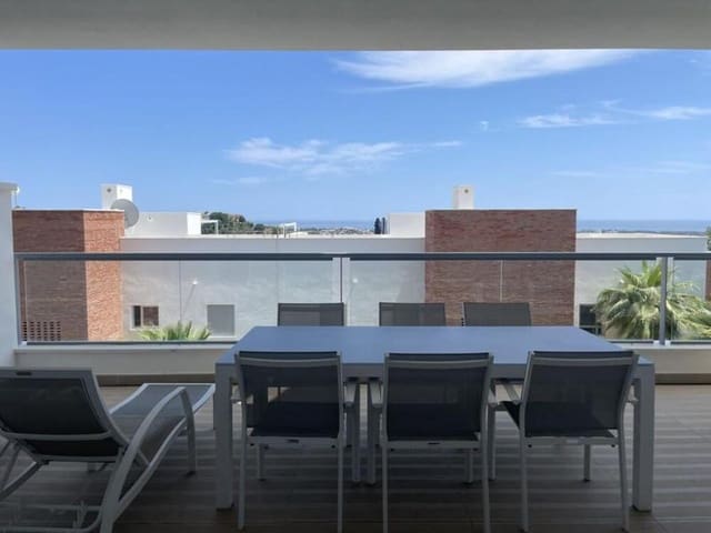 Apartamento de 2 habitaciones en Los Arqueros, Benahavís en alquiler con piscina garaje - 2.700 € (Ref: 9685888)