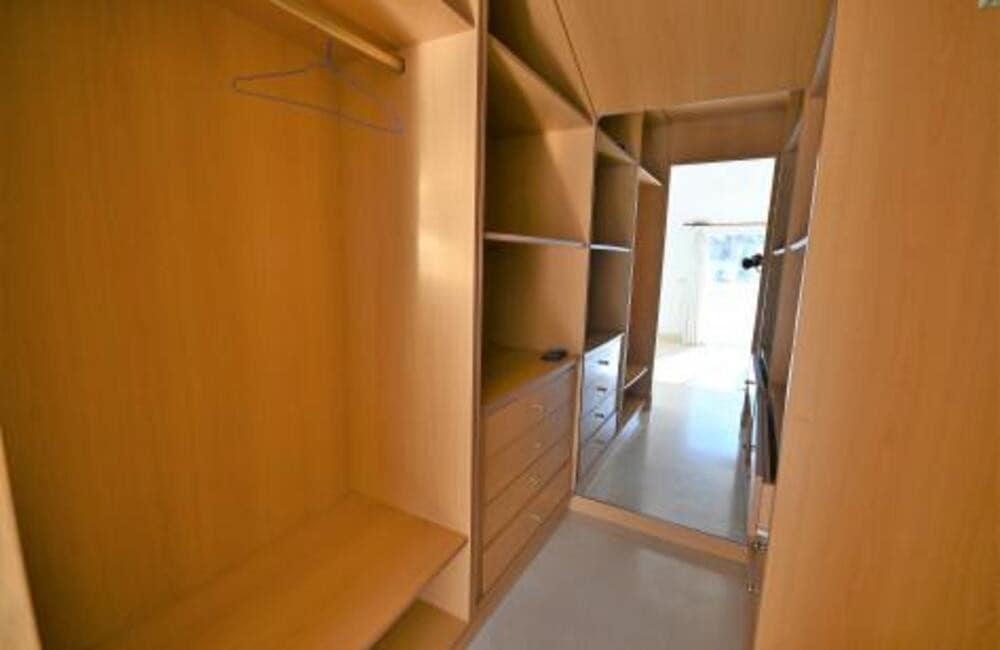 Ático de 3 habitaciones en Guadalmina en alquiler con piscina garaje - 2.650 € (Ref: 9689904)