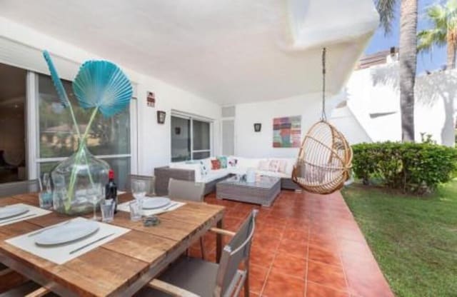 Apartamento de 3 habitaciones en Puerto Banus, Marbella en alquiler con piscina garaje - 4.500 € (Ref: 9689907)