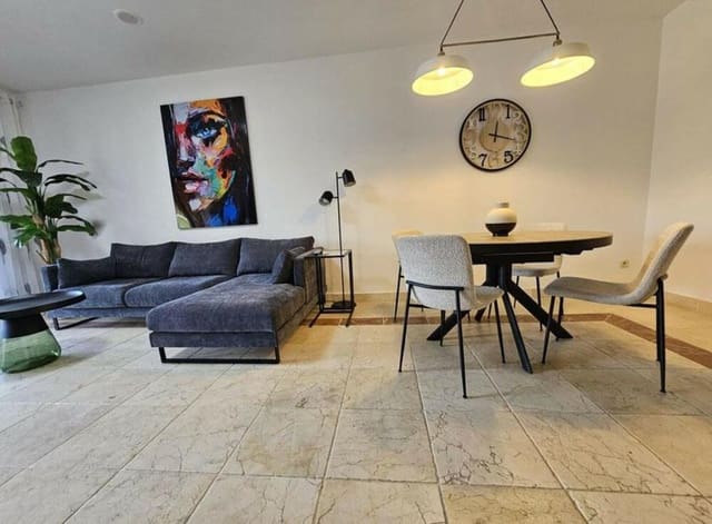 2 Zimmer Apartment zu vermieten in Atalaya mit Pool Garage - 2.400 € (Ref: 9689909)