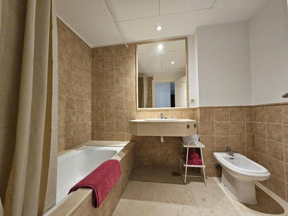 2 soveværelse Lejlighed til leje i Atalaya med swimmingpool garage - € 2.400 (Ref: 9689909)