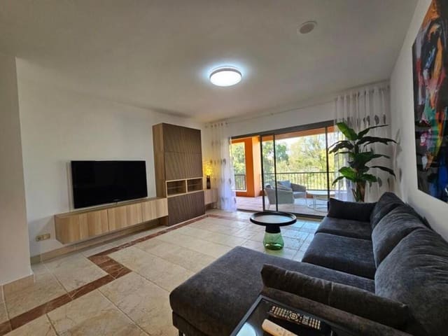 2 Zimmer Apartment zu vermieten in Atalaya mit Pool Garage - 2.400 € (Ref: 9689909)