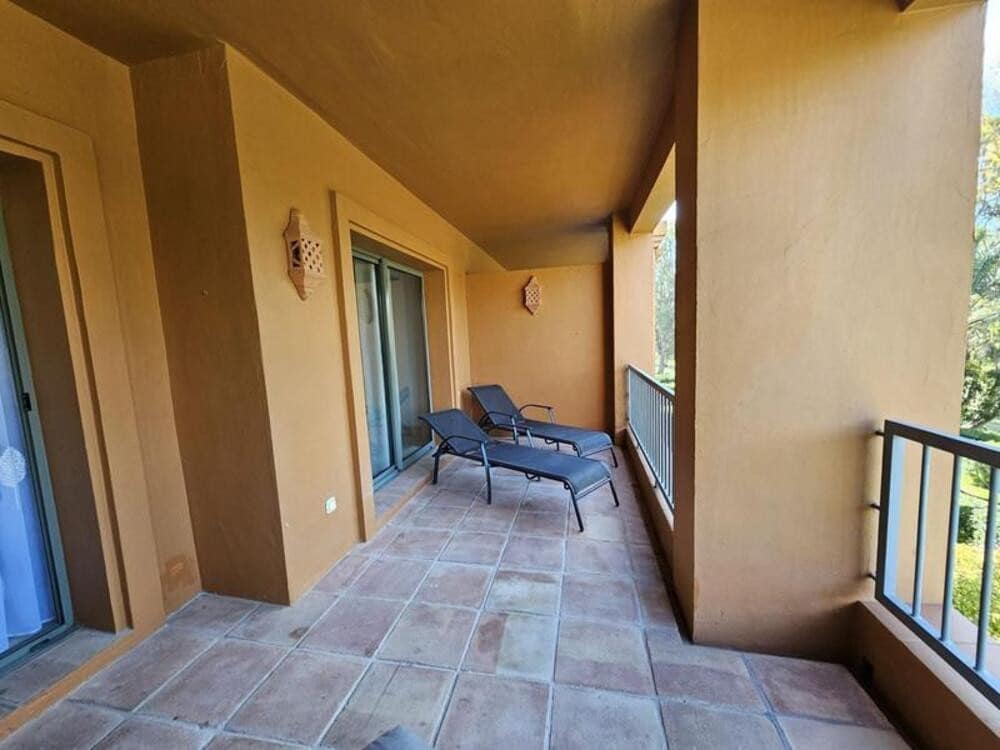 2 bedroom Apartment for rent in Atalaya with pool garage - € 2,400 (Ref: 9689909)