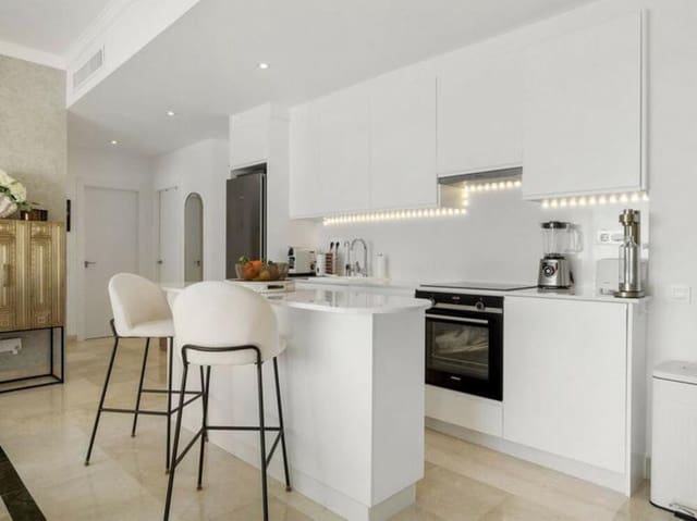 3 makuuhuone Kattohuoneisto myytävänä paikassa El Paraíso, Benahavís mukana uima-altaan 
autotalli - 695 000 € (Ref: 9694584)