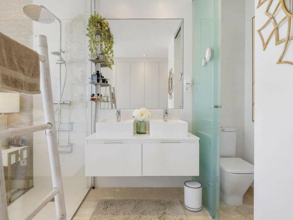 3 makuuhuone Kattohuoneisto myytävänä paikassa Benahavis mukana uima-altaan 
autotalli - 695 000 € (Ref: 9694584)