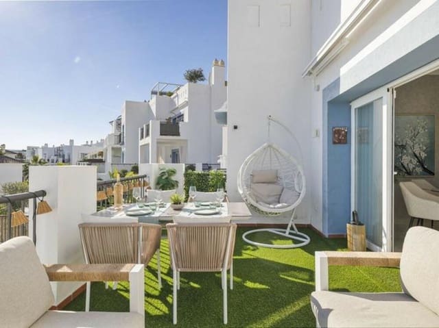 3 makuuhuone Kattohuoneisto myytävänä paikassa El Paraíso, Benahavís mukana uima-altaan 
autotalli - 695 000 € (Ref: 9694584)