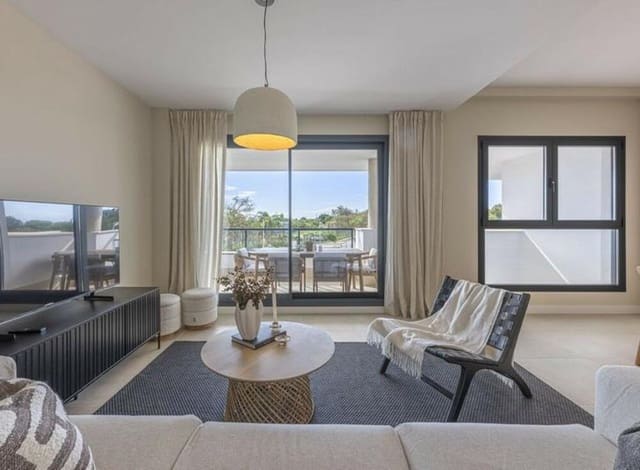 3 quarto Apartamento para arrendar em La Concha - Resina Golf, Estepona com piscina garagem - 2 500 € (Ref: 9694585)
