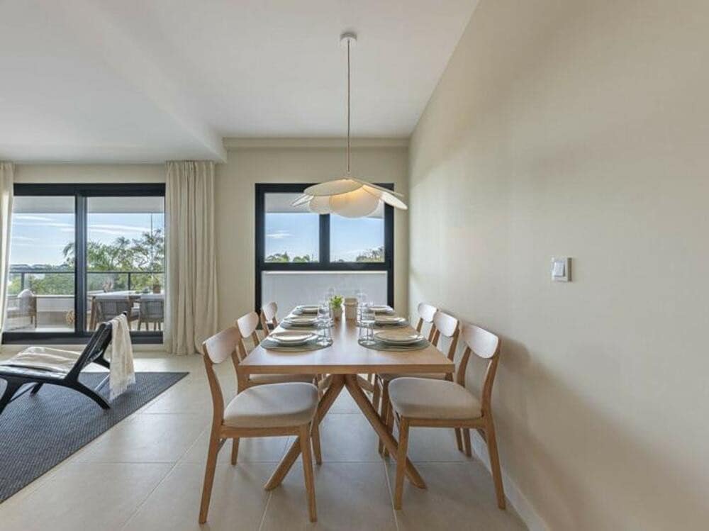 3 quarto Apartamento para arrendar em Estepona com piscina garagem - 2 500 € (Ref: 9694585)