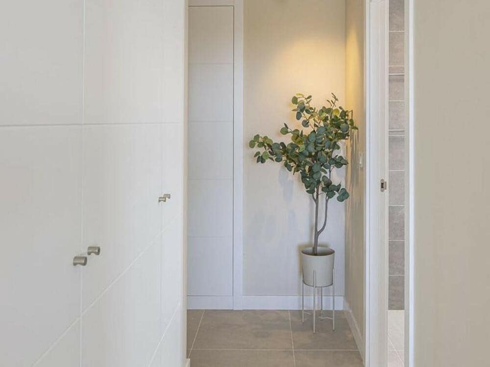 3 quarto Apartamento para arrendar em Estepona com piscina garagem - 2 500 € (Ref: 9694585)