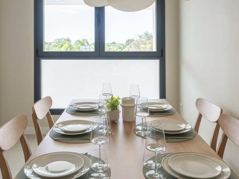 3 quarto Apartamento para arrendar em Estepona com piscina garagem - 2 500 € (Ref: 9694585)