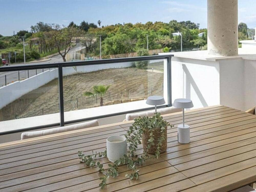 3 quarto Apartamento para arrendar em Estepona com piscina garagem - 2 500 € (Ref: 9694585)