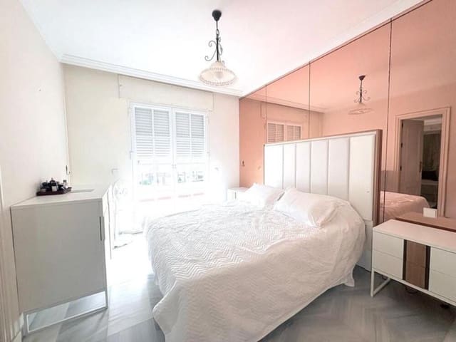 5 makuuhuone Paritalo myytävänä paikassa Cancelada, Estepona mukana uima-altaan - 695 000 € (Ref: 9694586)