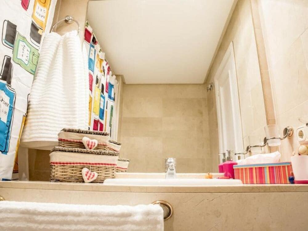 3 soveværelse Penthouse til leje i Guadalmina med swimmingpool garage - € 3.200 (Ref: 9694587)