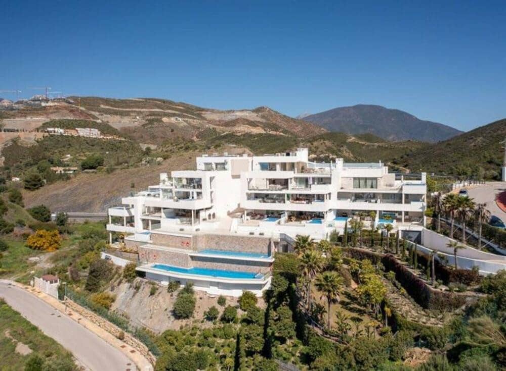 3 camera da letto Attico in vendita in Nueva Andalucia con piscina garage - 1.950.000 € (Rif: 9697929)