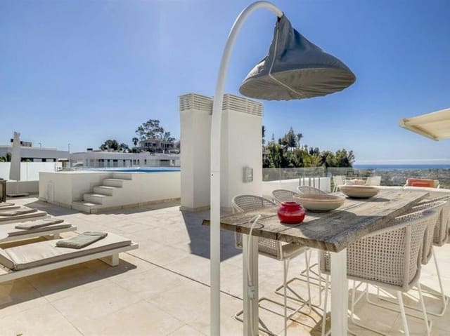 3 slaapkamer Penthouse te koop in Nueva Andalucía Centro, Marbella met zwembad garage - € 1.950.000 (Ref: 9697929)