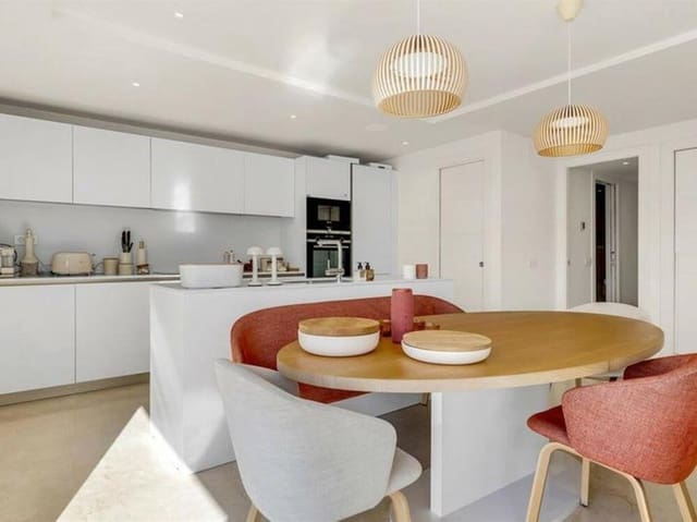 3 slaapkamer Penthouse te koop in Nueva Andalucía Centro, Marbella met zwembad garage - € 1.950.000 (Ref: 9697929)