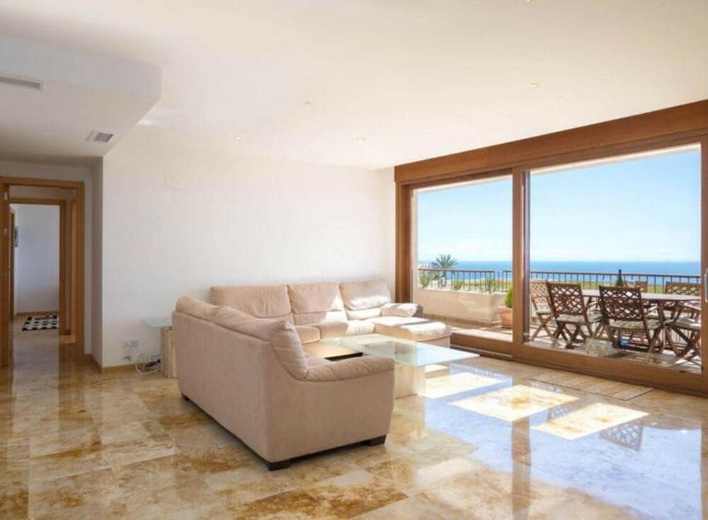 3 makuuhuone Huoneisto myytävänä paikassa Marbella mukana uima-altaan 
autotalli - 579 000 € (Ref: 9697930)