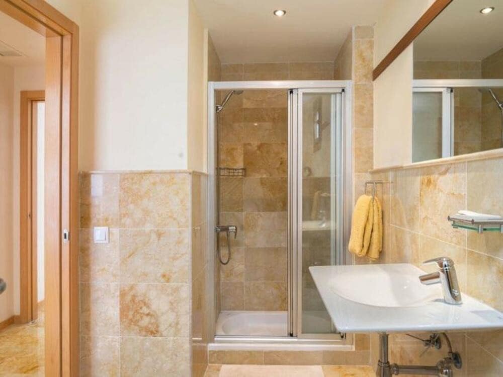 3 makuuhuone Huoneisto myytävänä paikassa Marbella mukana uima-altaan 
autotalli - 579 000 € (Ref: 9697930)