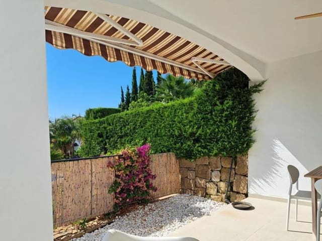 2 soveværelse Lejlighed til salg i Benahavís pueblo, Benahavís med swimmingpool garage - € 440.000 (Ref: 9697931)