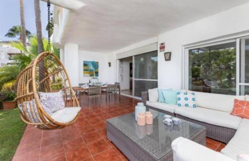 3 quarto Apartamento para arrendar em Marbella com piscina garagem - 4 500 € (Ref: 9700327)