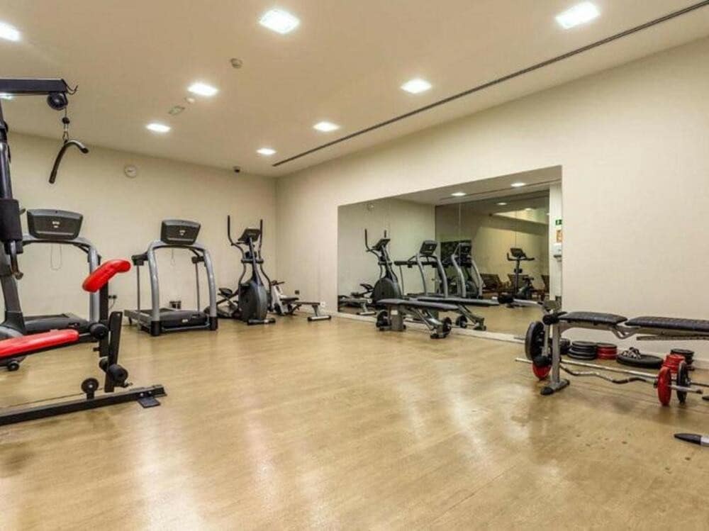 2 bedroom Apartment for rent in Estepona with pool garage - € 2,200 (Ref: 9700328)