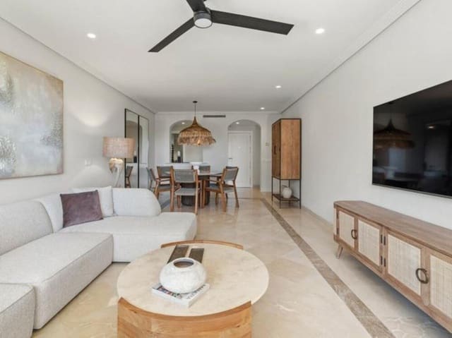 3 soveværelse Lejlighed til salg i Los Arqueros, Benahavís med swimmingpool garage - € 650.000 (Ref: 9700330)