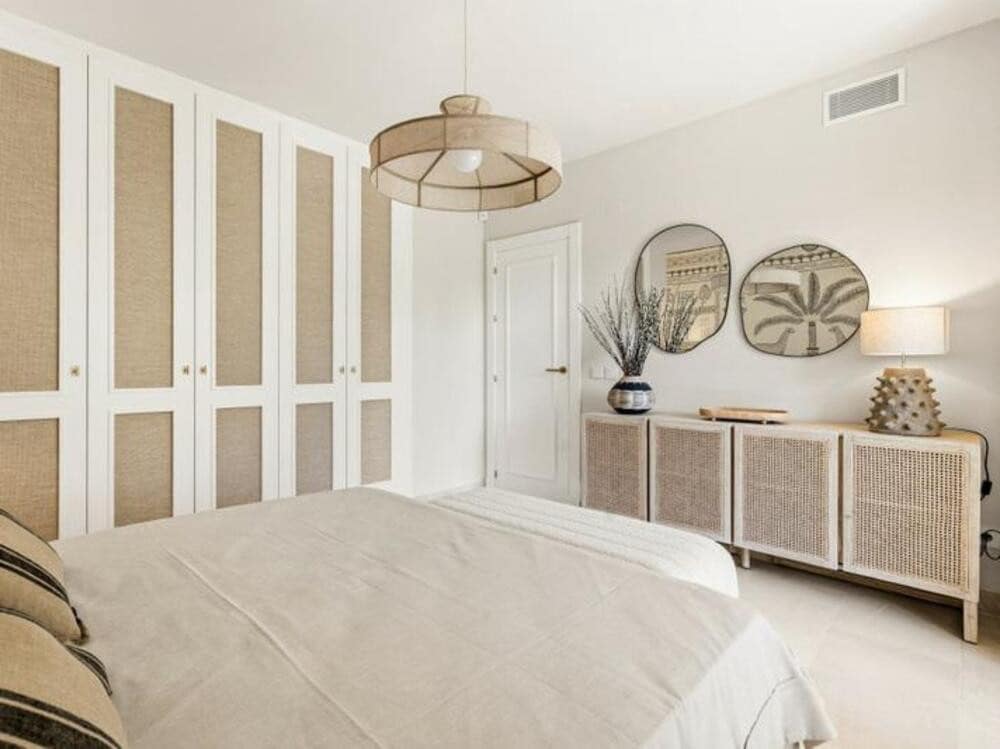 3 soveværelse Lejlighed til salg i Los Arqueros med swimmingpool garage - € 650.000 (Ref: 9700330)