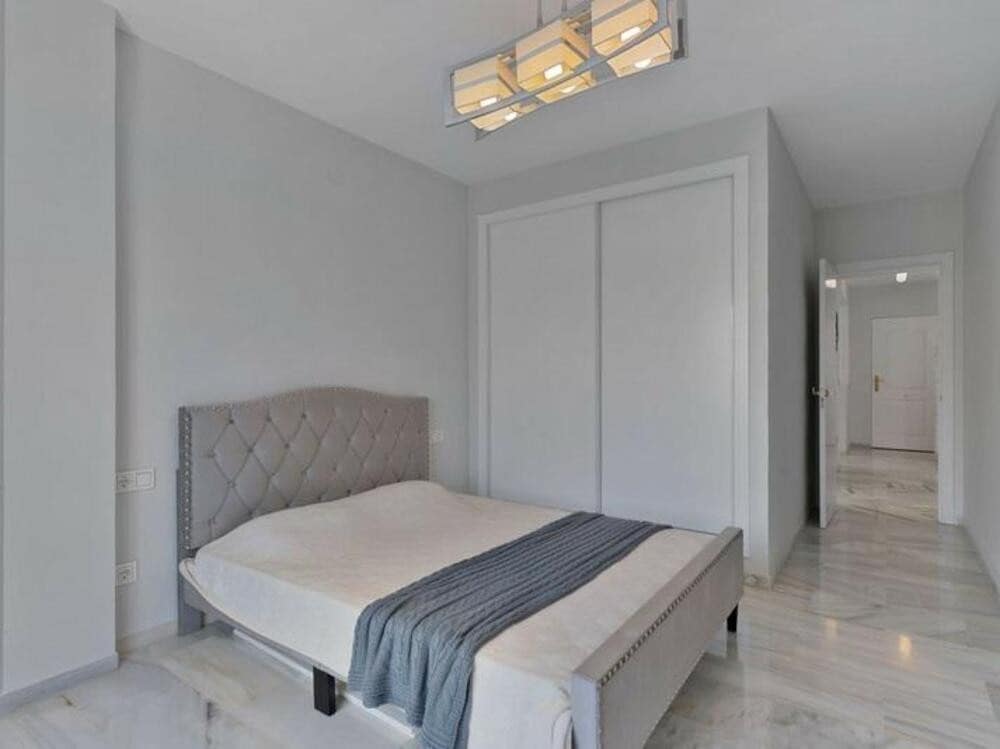 3 sypialnia Penthouse na sprzedaż w Bel-Air z basenem garażem - 389 000 € (Ref: 9700331)