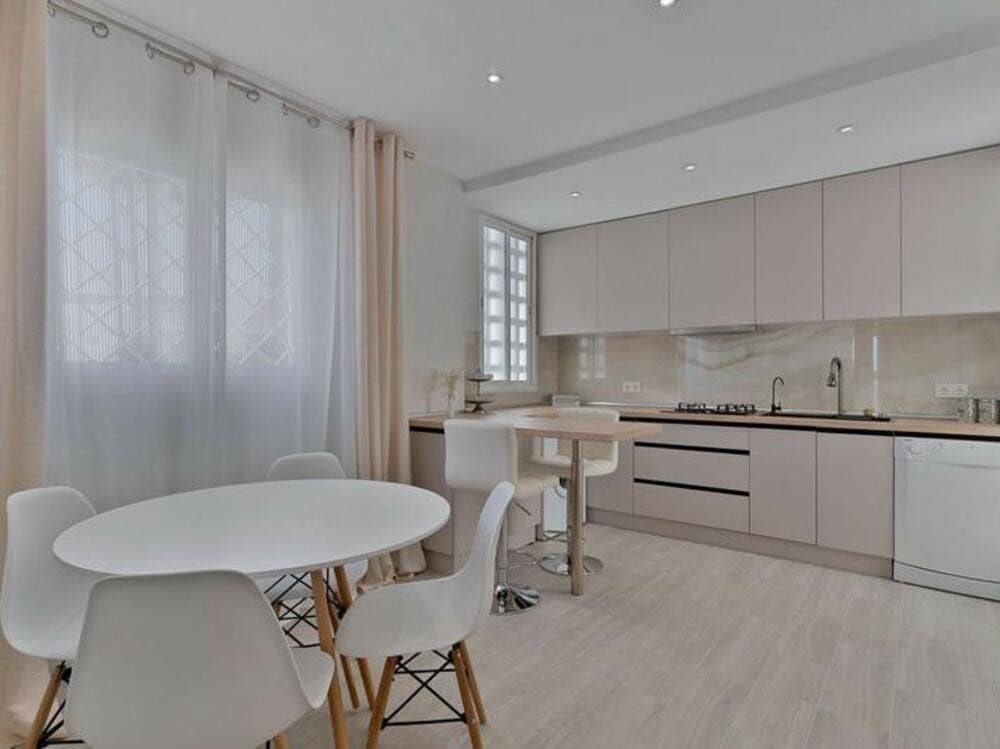 3 sypialnia Penthouse na sprzedaż w Bel-Air z basenem garażem - 389 000 € (Ref: 9700331)