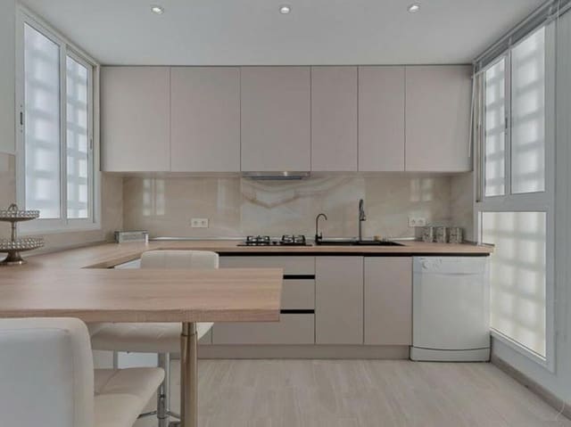 3 soveværelse Penthouse til salg i Bel-Air, Estepona med swimmingpool garage - € 389.000 (Ref: 9700331)