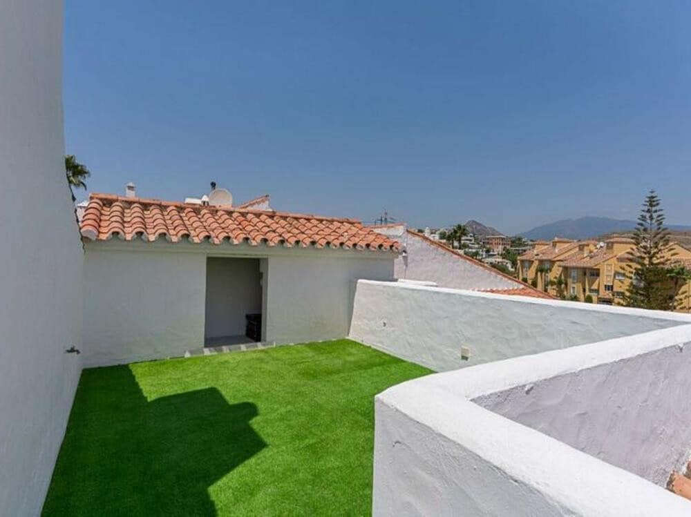 3 sypialnia Penthouse na sprzedaż w Bel-Air z basenem garażem - 389 000 € (Ref: 9700331)