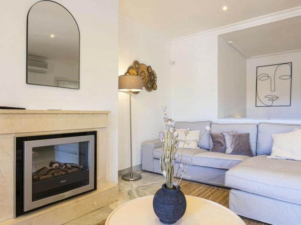 2 makuuhuone Huoneisto myytävänä paikassa Marbella mukana uima-altaan 
autotalli - 525 000 € (Ref: 9700332)