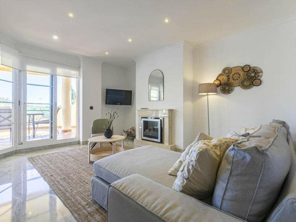 2 makuuhuone Huoneisto myytävänä paikassa Marbella mukana uima-altaan 
autotalli - 525 000 € (Ref: 9700332)