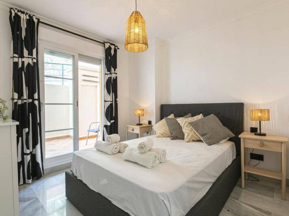 2 makuuhuone Huoneisto myytävänä paikassa Marbella mukana uima-altaan 
autotalli - 525 000 € (Ref: 9700332)