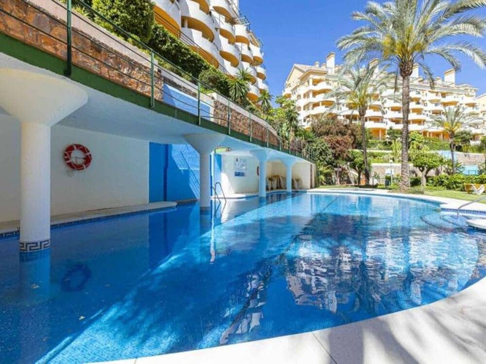 2 makuuhuone Huoneisto myytävänä paikassa Marbella mukana uima-altaan 
autotalli - 525 000 € (Ref: 9700332)