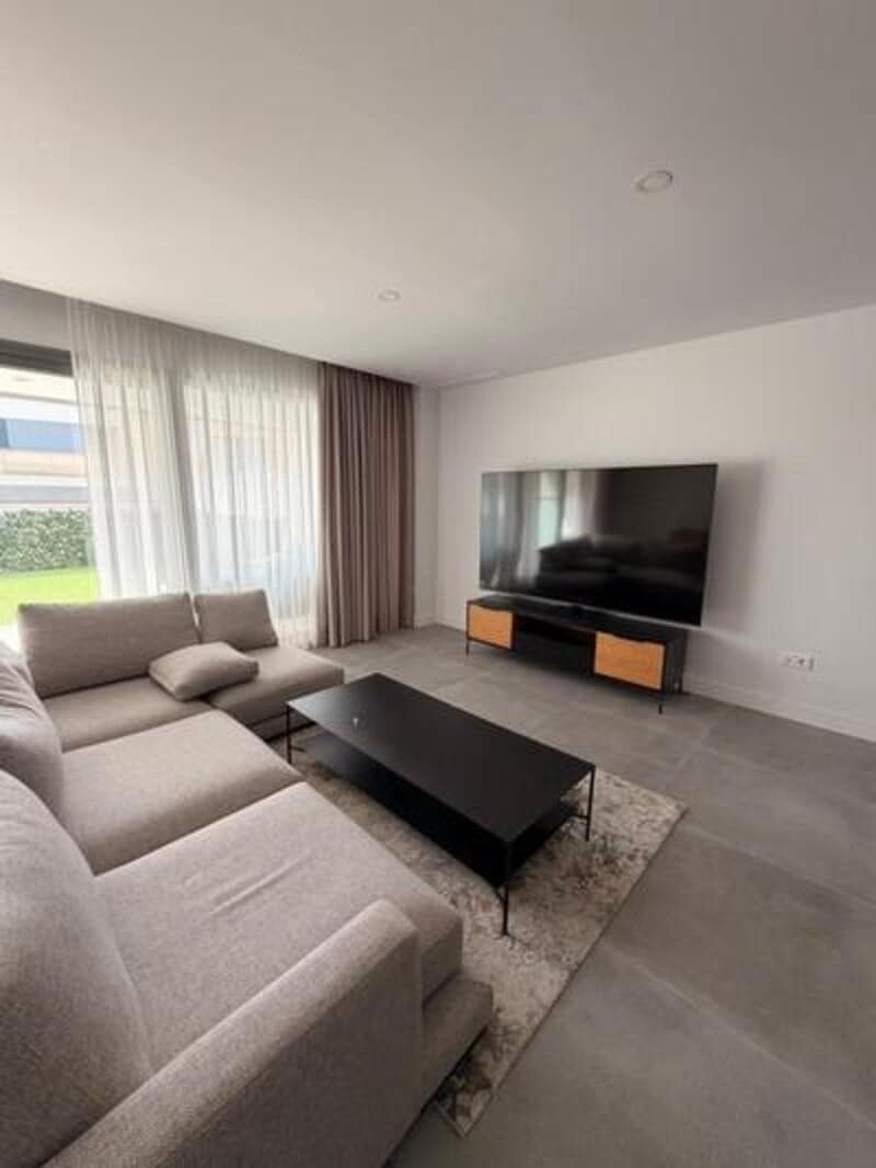 3 slaapkamer Huis te huur in El Chaparral met zwembad garage - € 3.400 (Ref: 9709450)