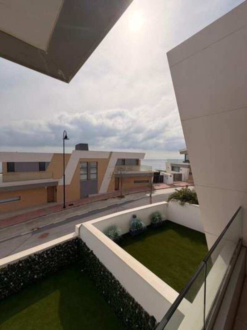 3 slaapkamer Huis te huur in El Chaparral met zwembad garage - € 3.400 (Ref: 9709450)