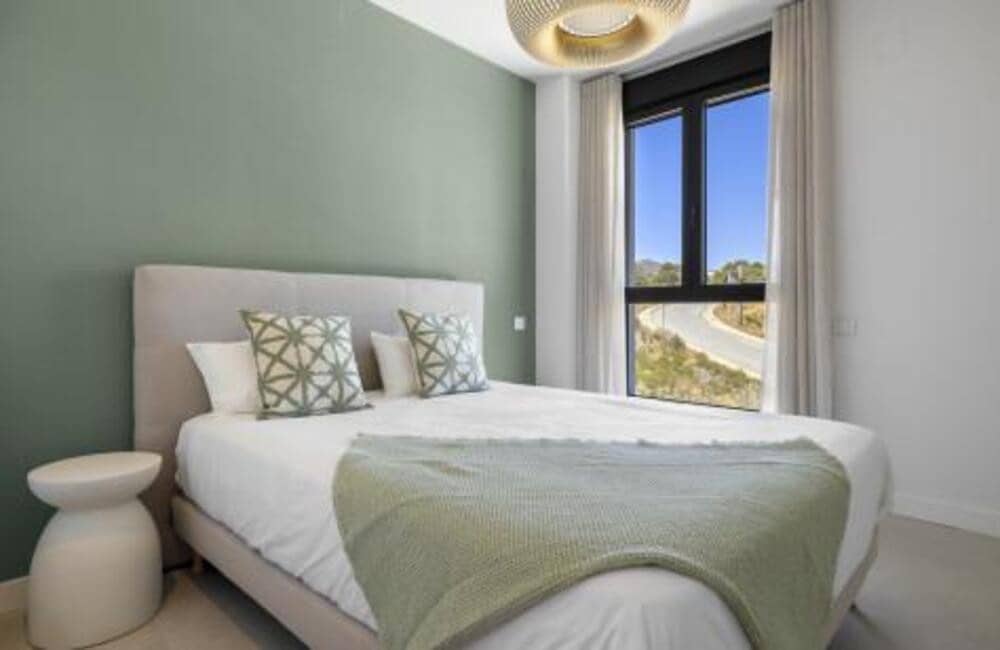 3 bedroom Apartment for rent in New Golden Mile with pool garage - € 3,600 (Ref: 9709452)