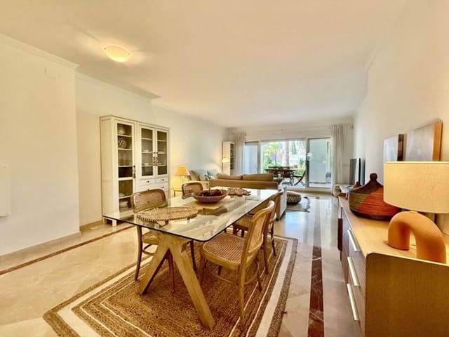 2 sypialnia Apartament do wynajęcia w Lomas De Marbella, Marbella z basenem garażem - 2 950 € (Ref: 9714362)