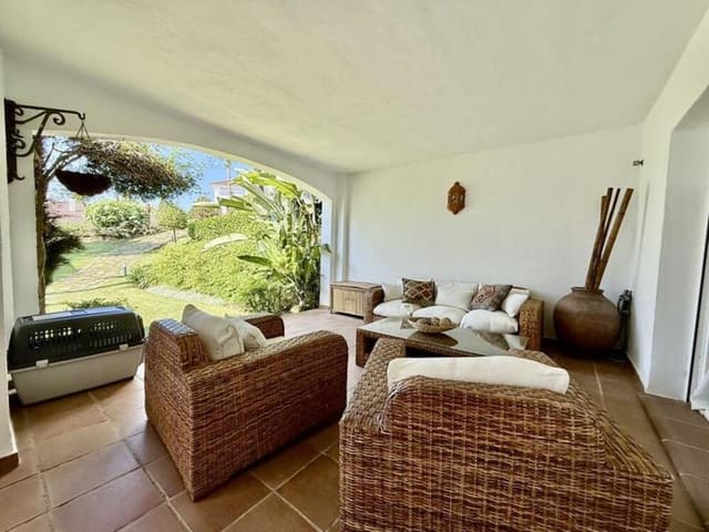 2 sypialnia Apartament do wynajęcia w Lomas De Marbella, Marbella z basenem garażem - 2 950 € (Ref: 9714362)