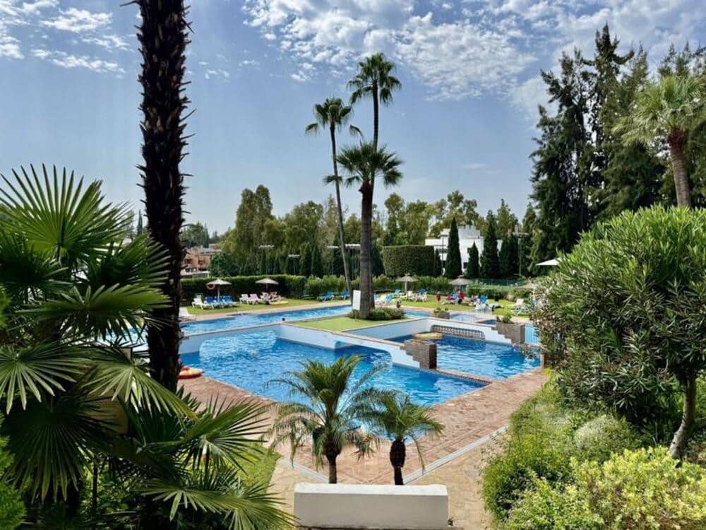 2 bedroom Apartment for rent in Marbella with pool garage - € 2,950 (Ref: 9714362)