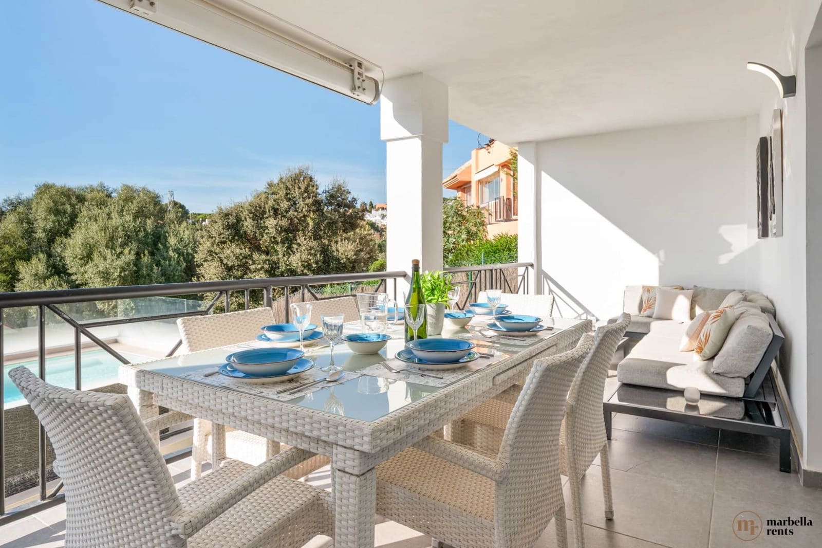 6 Zimmer Doppelhaus zu verkaufen in Marbella mit Pool Garage - 1.200.000 € (Ref: 9719334)