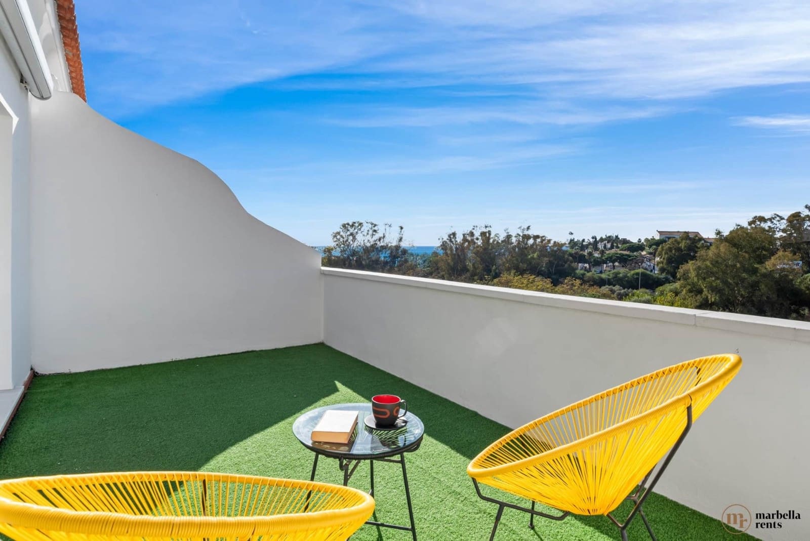 6 Zimmer Doppelhaus zu verkaufen in Marbella mit Pool Garage - 1.200.000 € (Ref: 9719334)