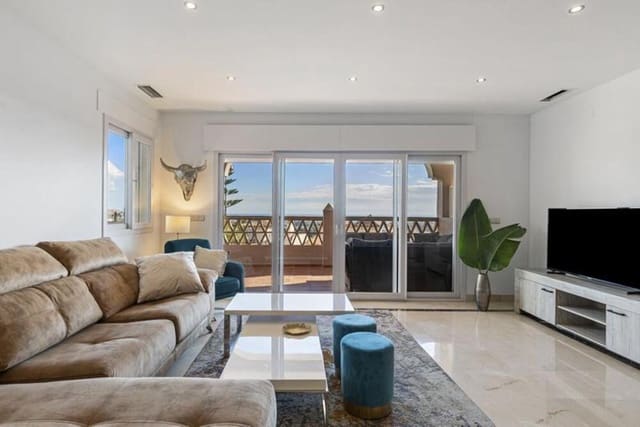 3 soveværelse Lejlighed til salg i Los Arqueros - Puerto del Almendro, Benahavís med swimmingpool garage - € 650.000 (Ref: 9720980)