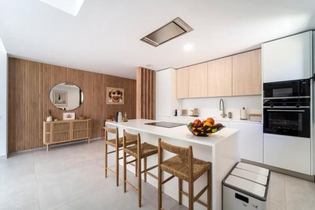 3 soverom Penthouse til salgs i Cabopino - Artola, Marbella med svømmebasseng garasje - € 1 695 000 (Ref: 9726226)