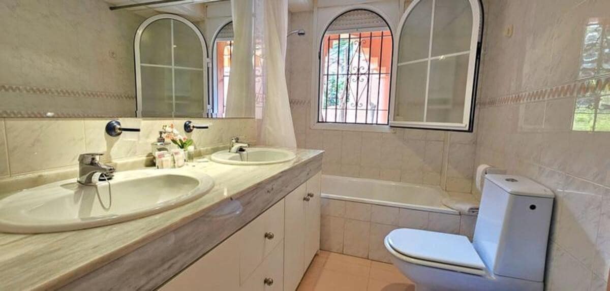 3 quarto Apartamento para venda em Marbella com piscina garagem - 515 000 € (Ref: 9726228)