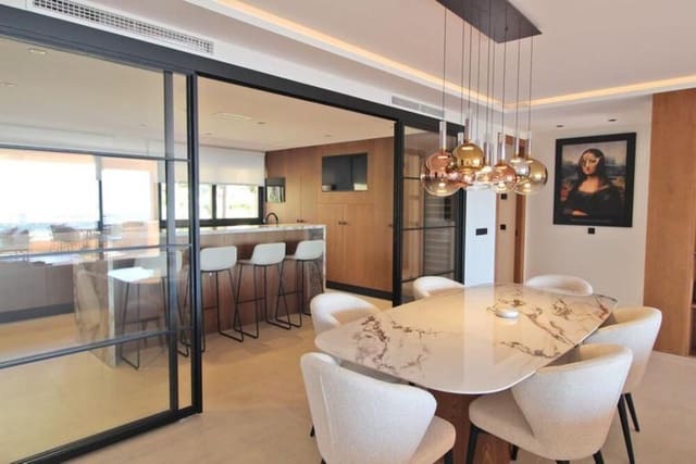 3 soveværelse Lejlighed til salg i Los Naranjos, Marbella med swimmingpool garage - € 1.650.000 (Ref: 9726229)